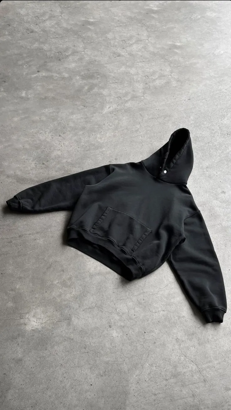 420 GSM terry hoodie — Zara-spec fabric.